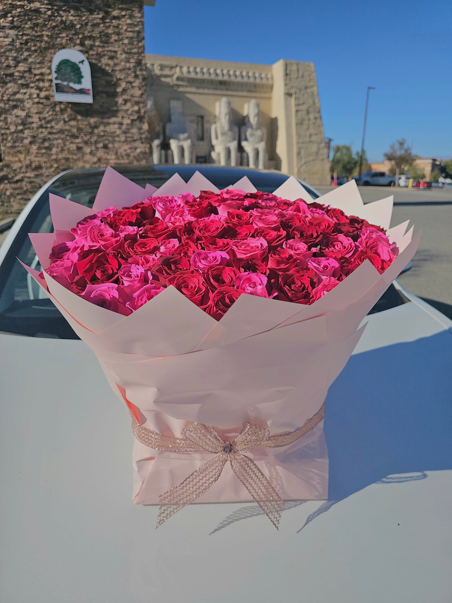 Simple rose bouquet